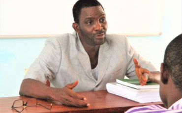 Professeur DEWEDI Eric, du Bénin (Université de Parakou)